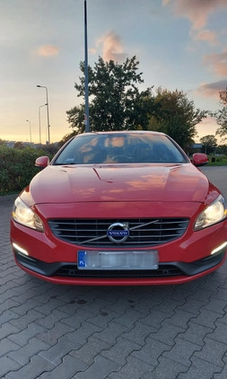 Volvo S60 cena 45500 przebieg: 153146, rok produkcji 2014 z Koło małe 232